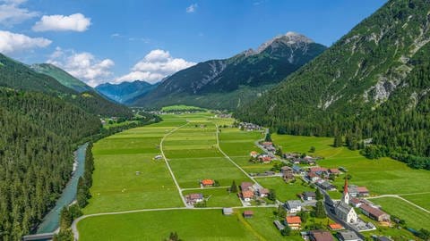 Reisetipp Lechtal in Tirol - Wandern und Radfahren (Foto: IMAGO, 0247428072)