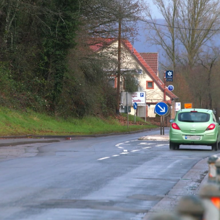 Die Kaiserstrasse in Wartenberg-Rohrbach. 